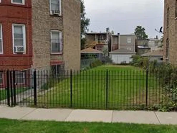 204 N Leclaire Ave, Chicago, IL 60644