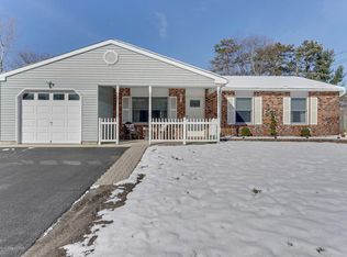 53 Newtons Corner Rd, Howell, NJ 07731