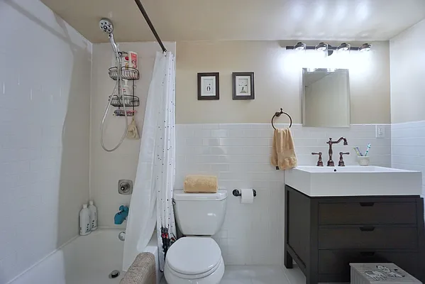 Sold by REMAX Elite | media 19