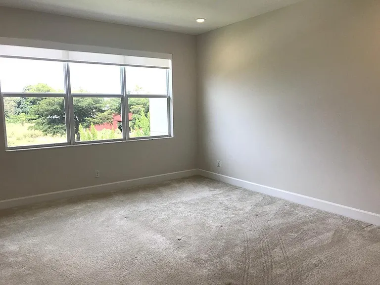 8951 Kingsmoor Way — Photo 7