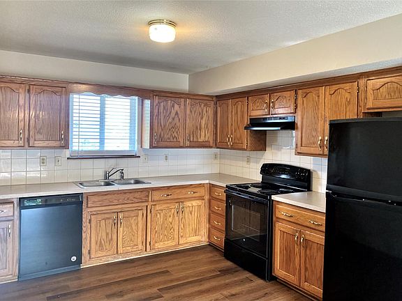 Close up of kitchen...