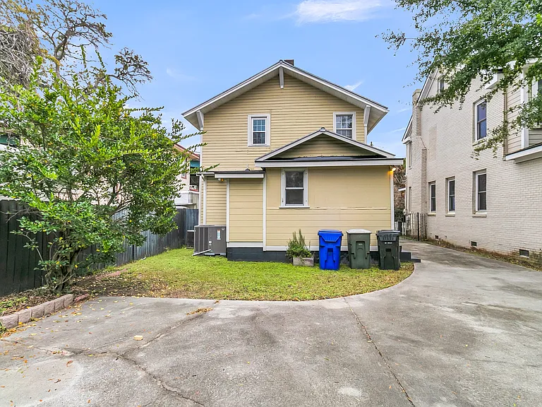 1195 King St — Photo 38
