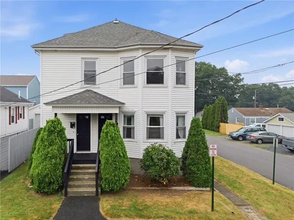 20 Nevada Ave, Rumford, RI 02916