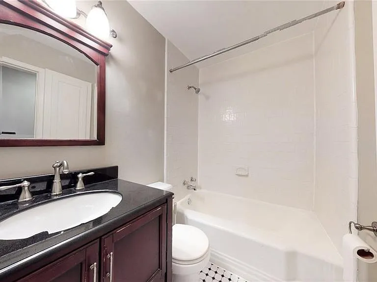 1674 Beacon Hill Blvd — Photo 10