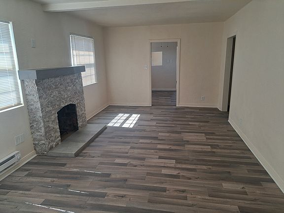 5th image of 701 W Washington Ave #701