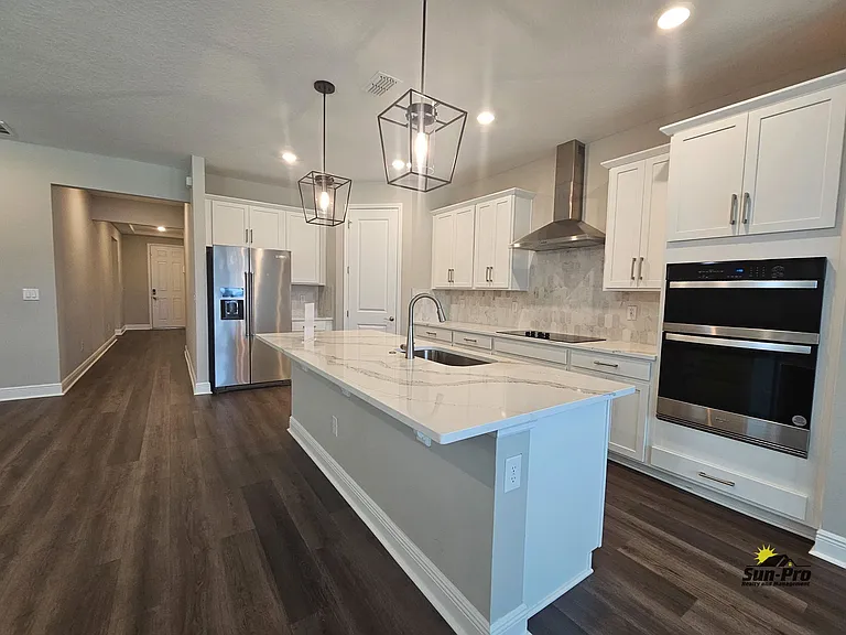 379 Birkdale Dr — Photo 8