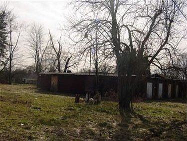 2nd image of 561 Lansdowne Blvd