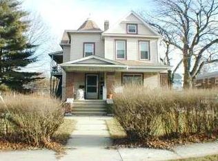 818 Madison St, Lockport, IL 60441