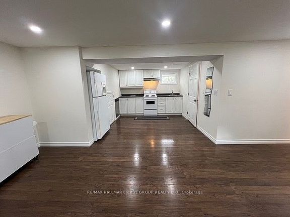 5th image of 63 Taylor Rd