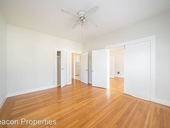 5th image of 509 41st St APT 7