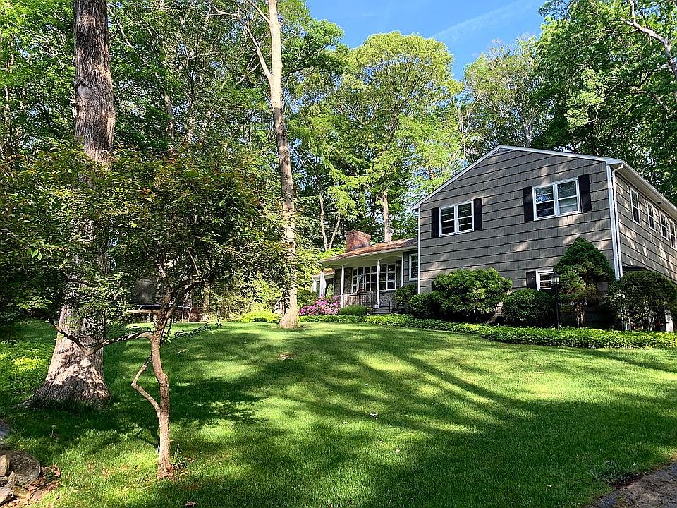 2nd image of 261 Janes Ln