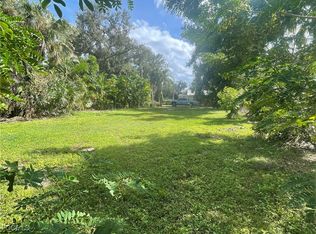 348 Capitol St, North Fort Myers, FL 33903