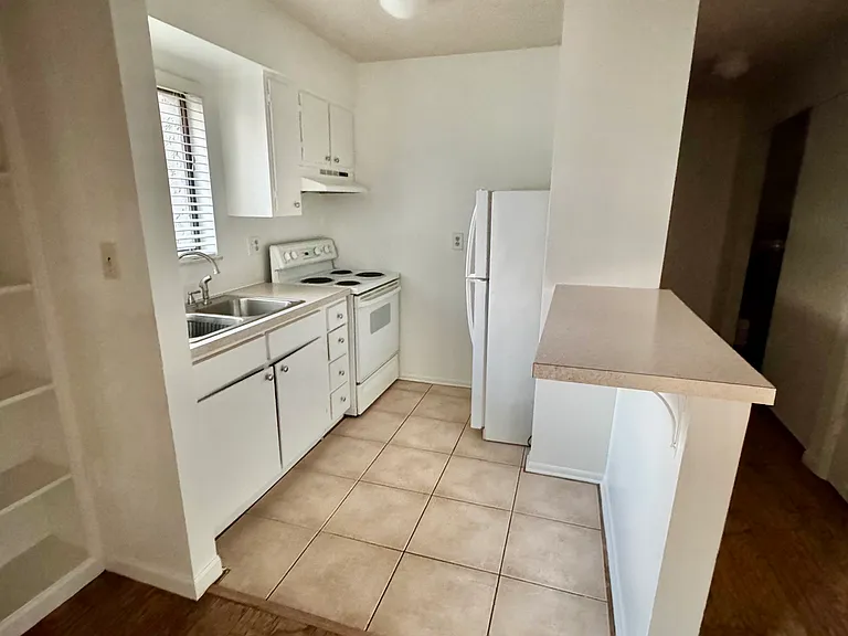 142 Springwood Cir #A — Photo 4