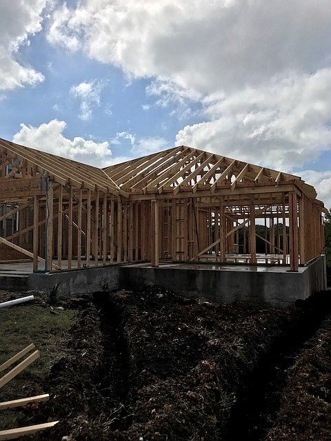 1st image of 112 Wildflower Blvd
