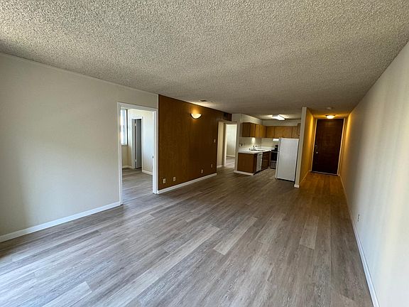 3rd image of 1900 Trousdale Dr APT 105