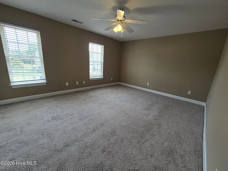 2045 Cambria Dr #A — Photo 12