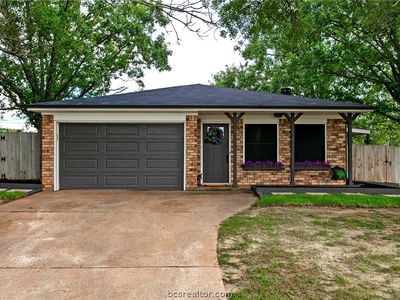 4400 Meadowbrook Dr, Bryan, TX, 77802
