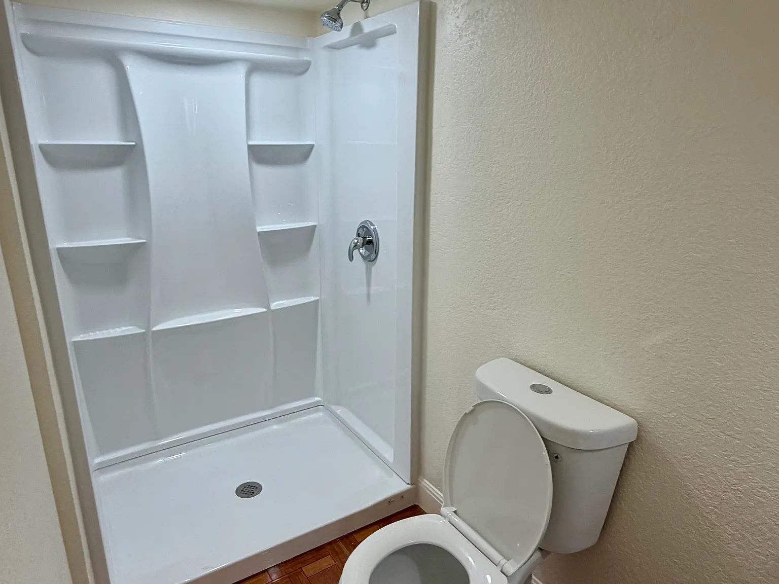 1 bed, $950 — Photo 4