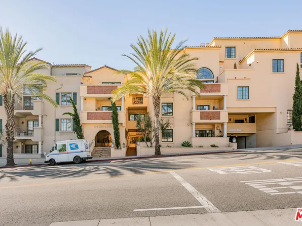 851 N San Vicente Blvd APT 321, West Hollywood, CA 90069