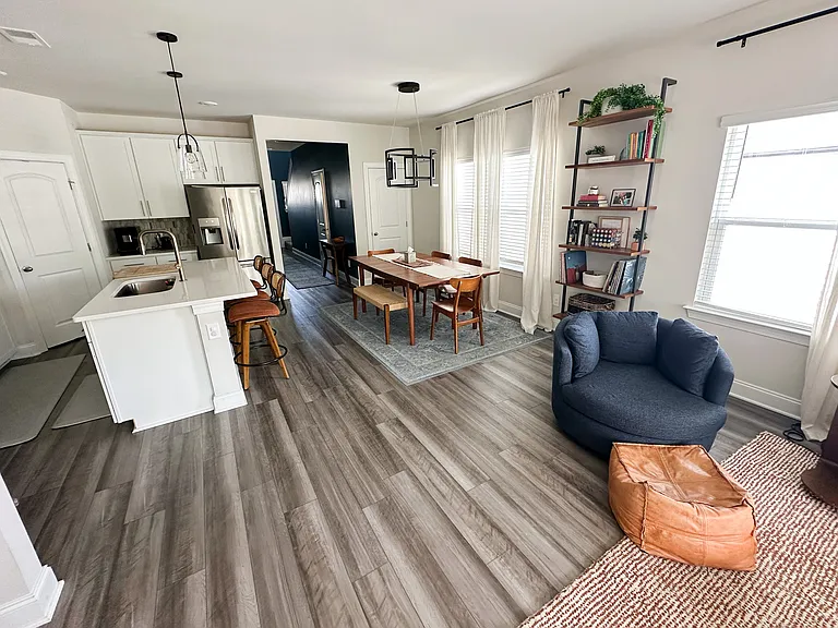 4421 Skyridge Dr — Photo 7