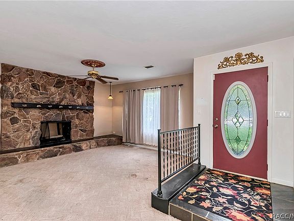 5th image of 1105 S Waterview Dr