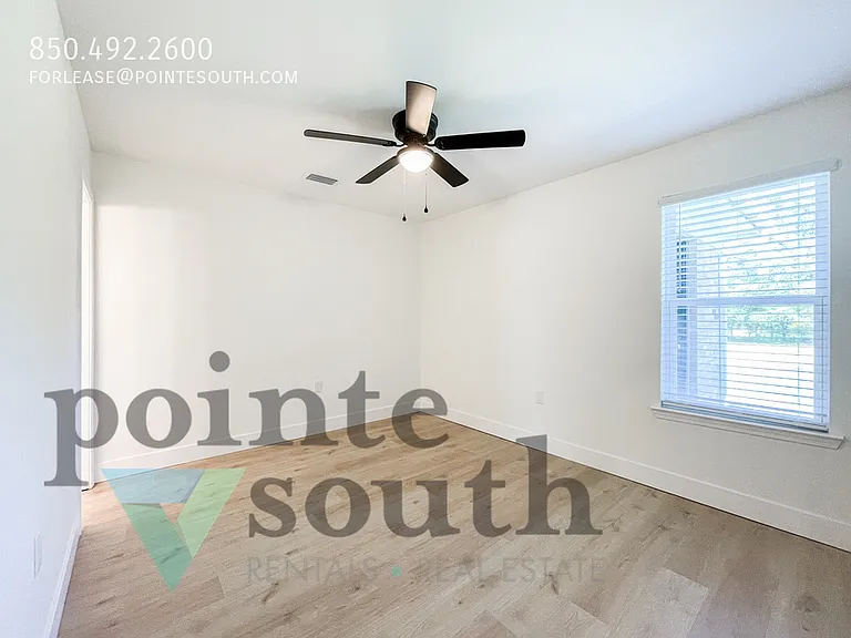 25121 Olive St #B — Photo 9