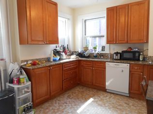 6 Beals St #2, Brookline, MA 02446