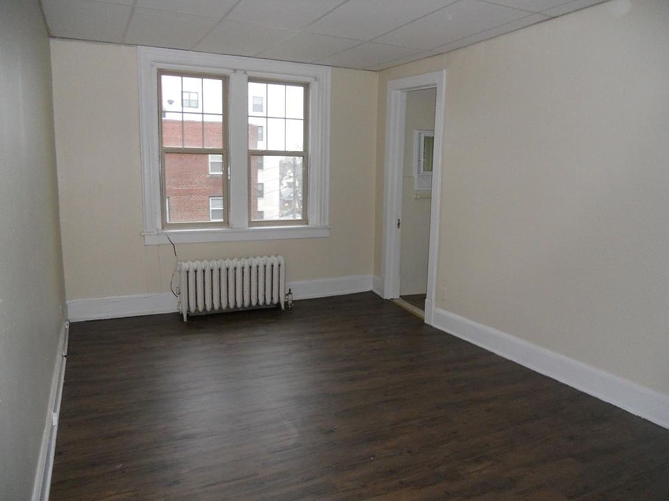 1st image of 197 North St APT D8