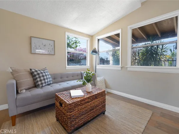 115 N Laurel St, Santa Ana, CA 92703