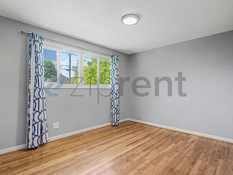 12720 SW Edgewood St — Photo 19