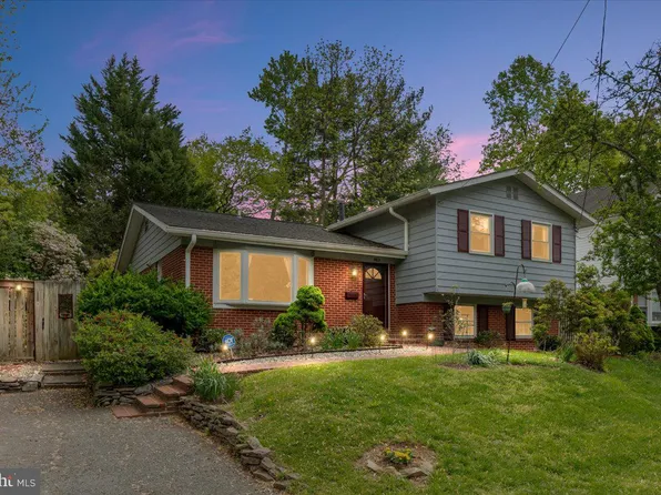 802 Cabin John Pkwy, Rockville, MD 20852