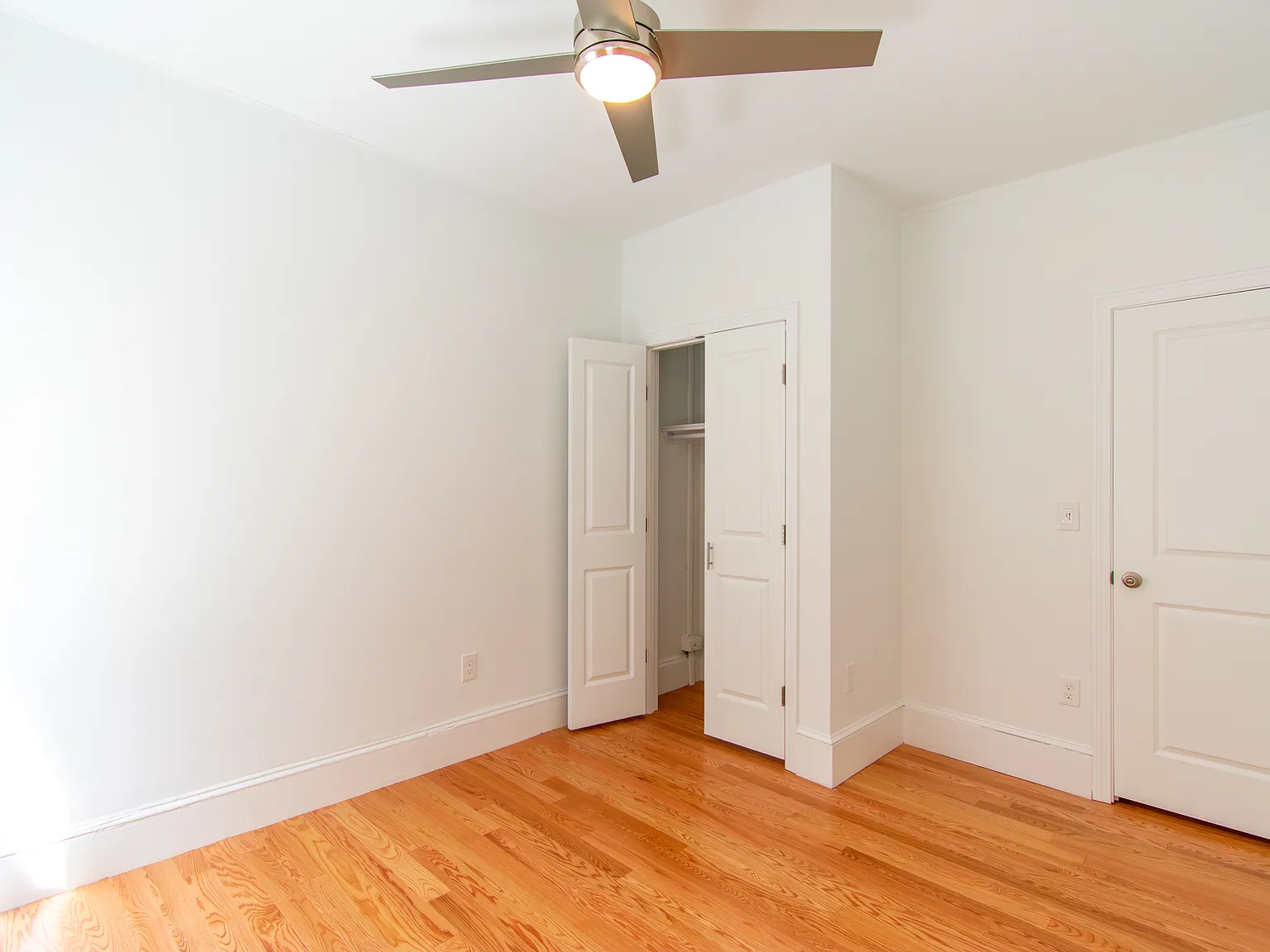 1 bed, 550 sqft, $2,700 — Photo 4