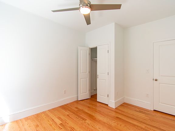 4th image of 175 Hemenway St APT 11