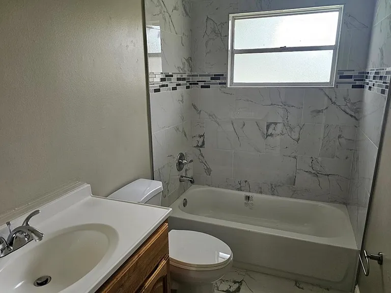 3204 Marlin Dr — Photo 6