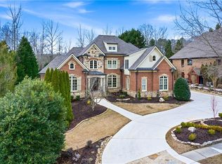2294 Weeping Oak Dr, Braselton, GA 30517