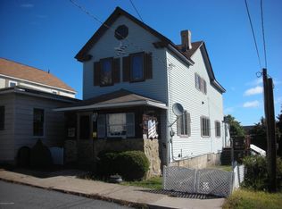 609 Cedar St, Freeland, PA