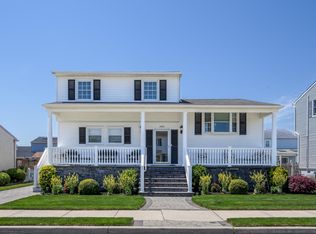 606 N Suffolk Ave, Ventnor, NJ 08406