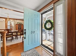 32 Russett Rd, West Roxbury, MA 02132