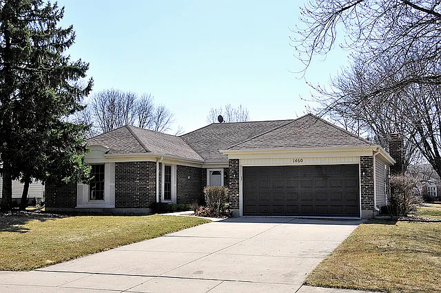 1460 Hyatt Dr photo 1