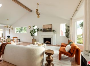 3674 S Norton Ave, Los Angeles, CA 90018