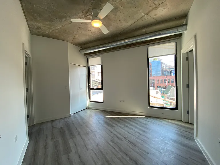 1118 W Patterson Ave — Photo 29