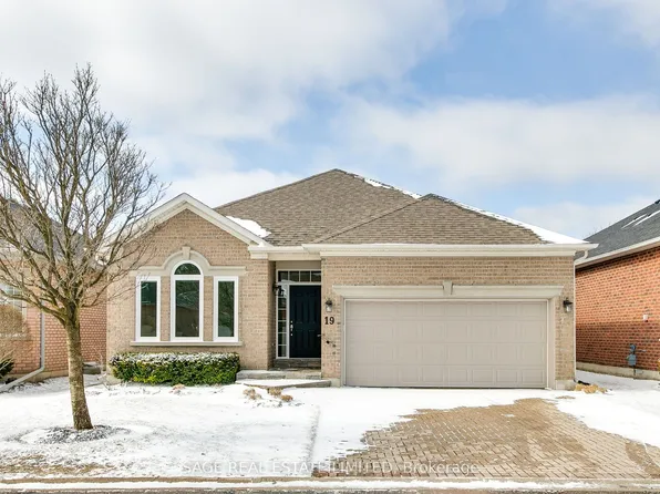 19 Long Stan Whitchurch, Whitchurch Stouffville, ON L4A 1P5