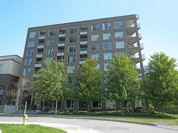 300 C Lett St #324, Ottawa, ON K1R 0B8