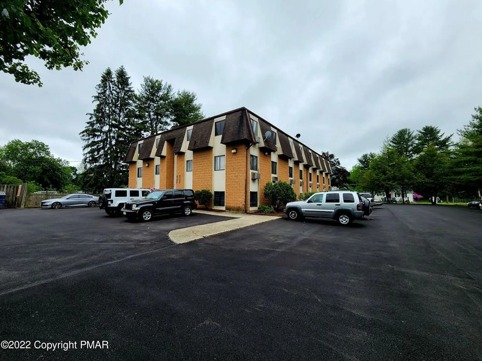 415 King Street — Photo 2