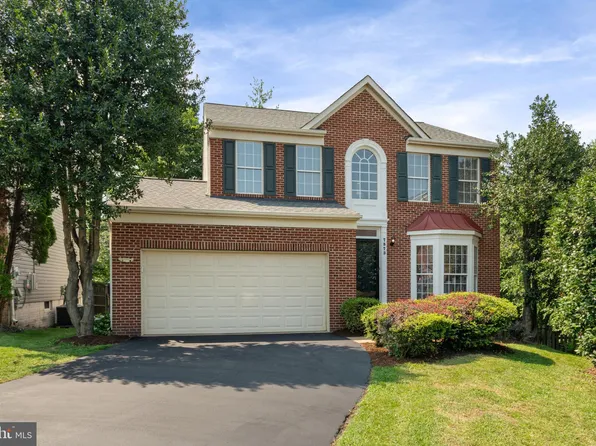 7873 Cranford Farm Cir, Lorton, VA 22079
