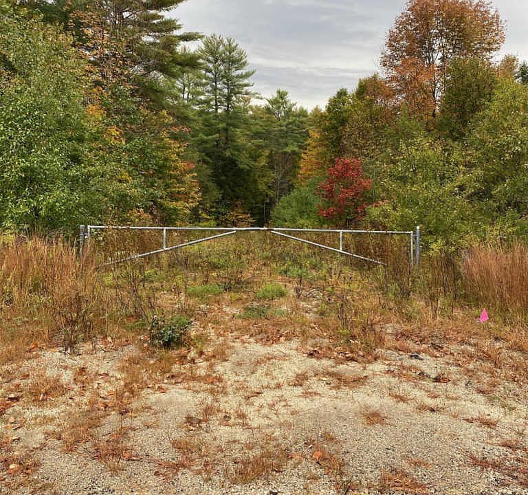 2nd image of Sawyer Rd