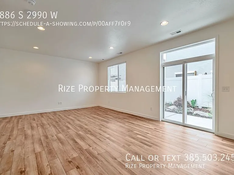 3886 S 2990 W — Photo 6
