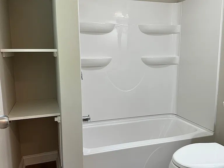 526 Beech St — Photo 7