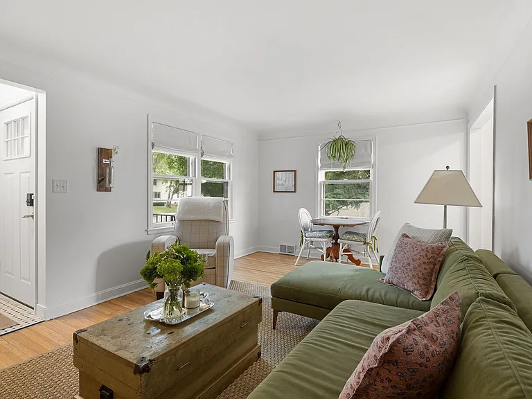 5515 Oliver Ave S #5515 — Photo 2