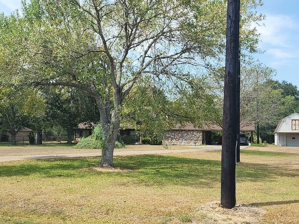 2nd image of 5302 Chocolate Bayou Rd